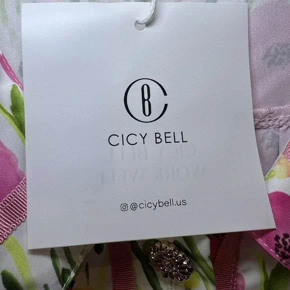 NWT Cicy Bell Women's XL Pink Floral Button Down Shirt Square Neck Bubble Sleeve - Picture 5 of 9